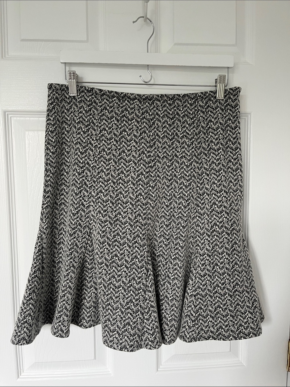 Susan Bristol Black and White A-Line Knit Flared Skirt